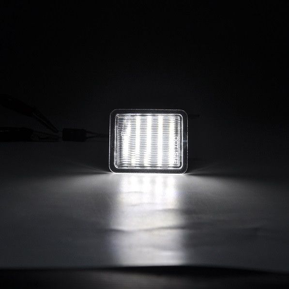 products/442/ford escape svetlo retrovizora.jpg - LED SIJALICE ZA OSVETLJENJE ISPOD RETROVIZORA - FORD 180702 - Xenon Svetla Beograd